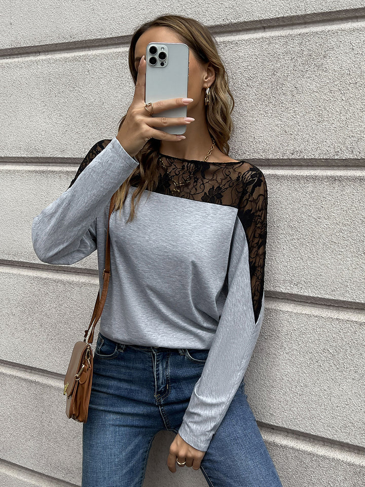 T-shirt for women with lace and trendy cut Lune London
