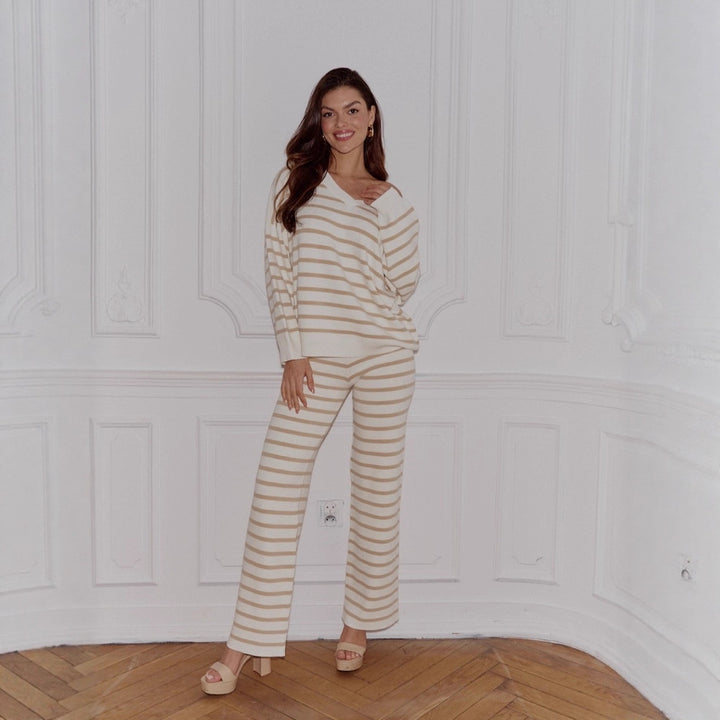 Casual knit set for women with wide stripes Lune London