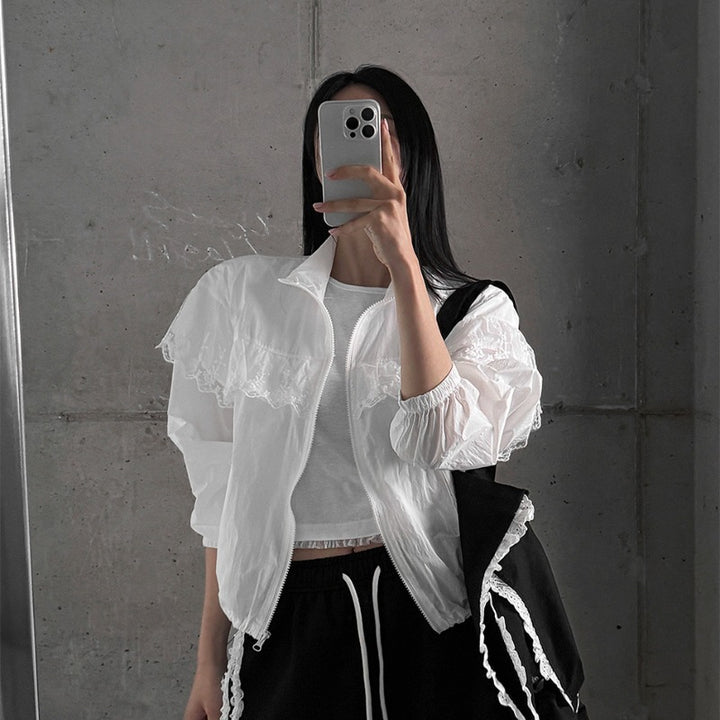 Veste de transition élégante pour femmes avec détails en volants Chic & Stil