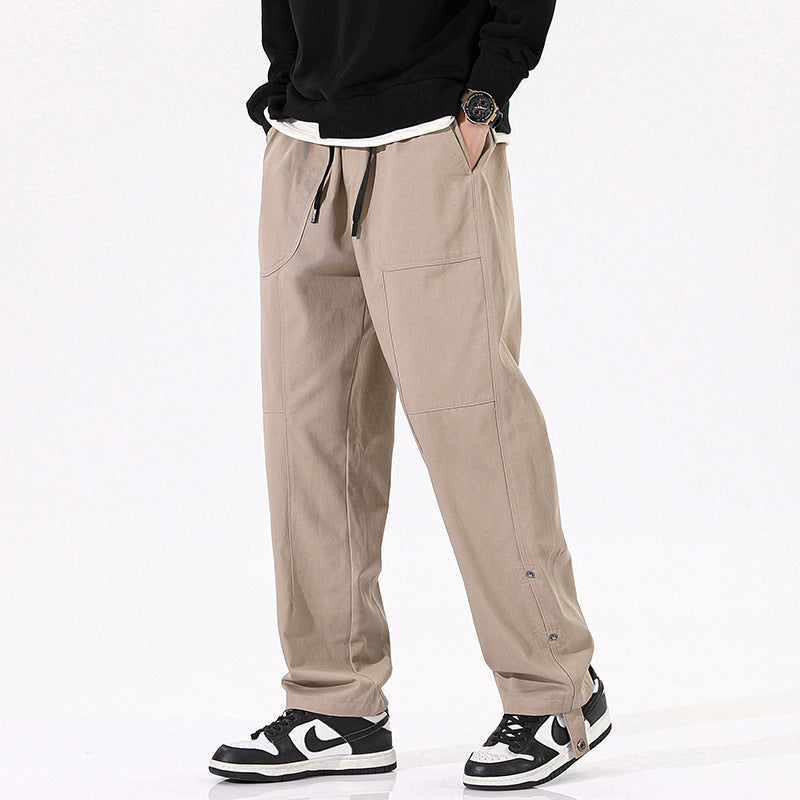 Men's cargo pants with practical side pockets and relaxed fit Lune London