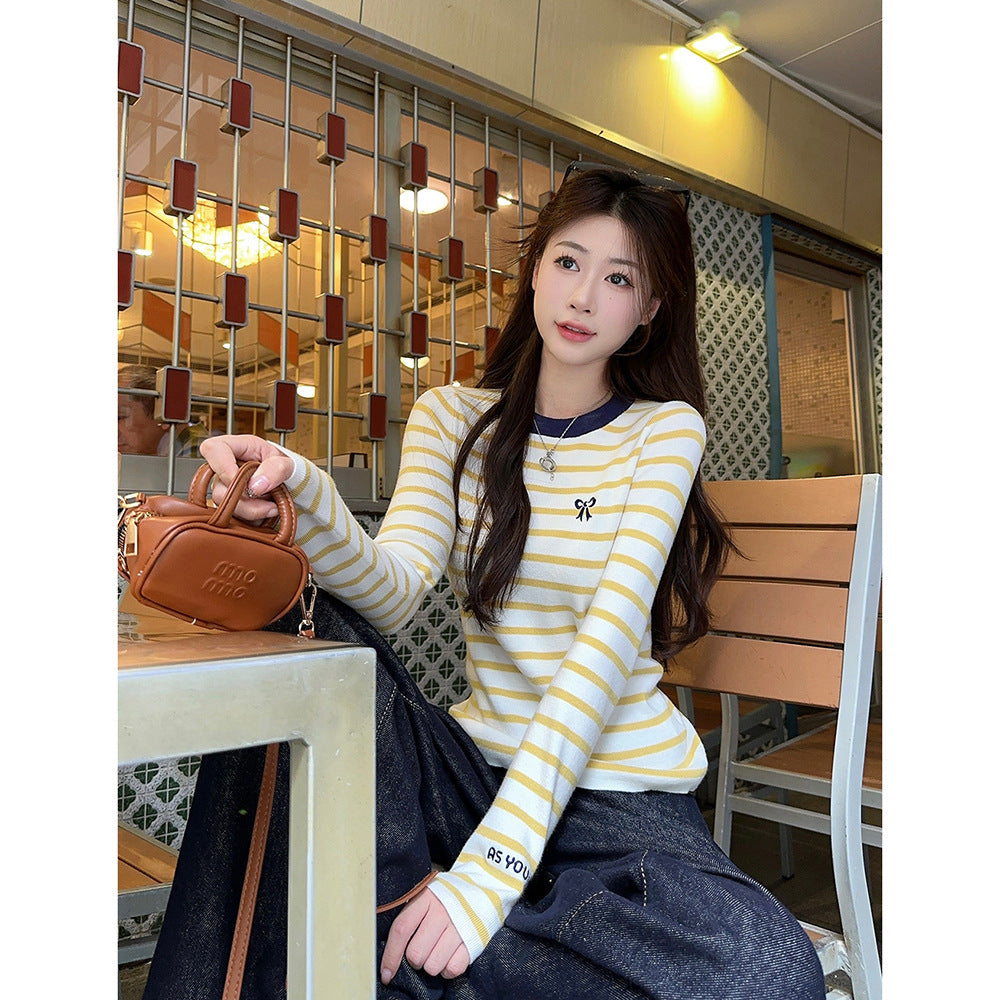 Ladies fashionable long sleeve shirt with stripe pattern Chic & Stil