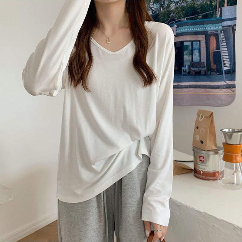 Chemise à manches longues pour femmes avec col en V et coupe confortable Chic & Stil