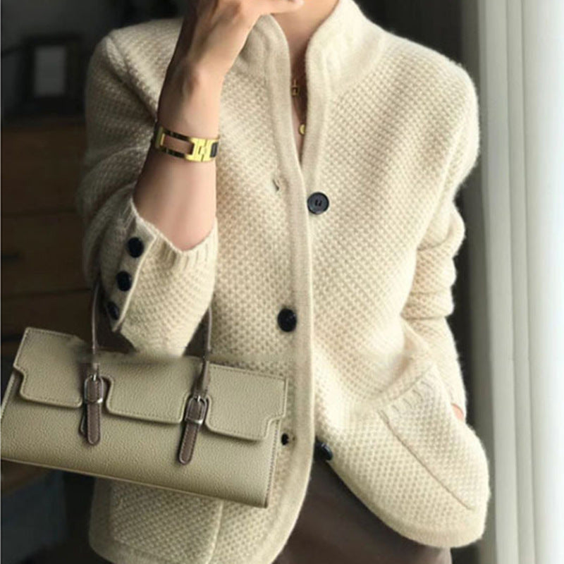 Cardigan for women with structured design and practical pockets Lune London
