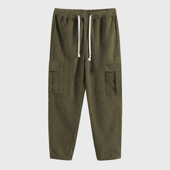 Casual cargo pants for men with elastic waist and practical pockets Lune London