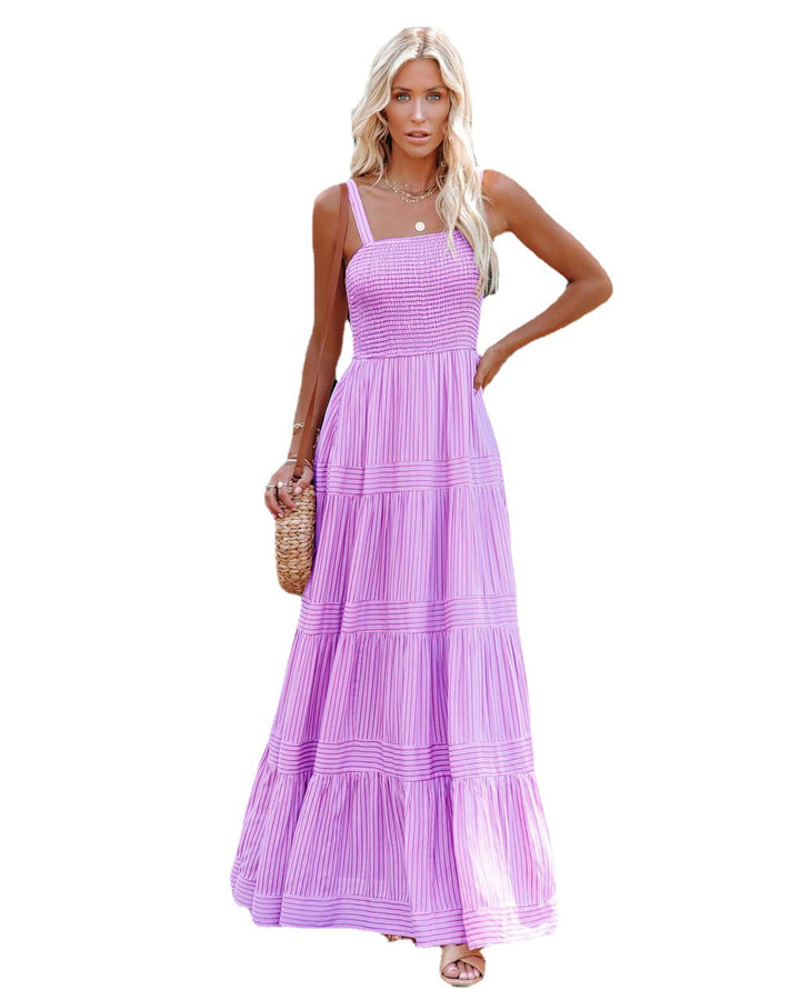 Long maxi dress for women, slightly flared, with gathers and spaghetti straps Chic & Stil