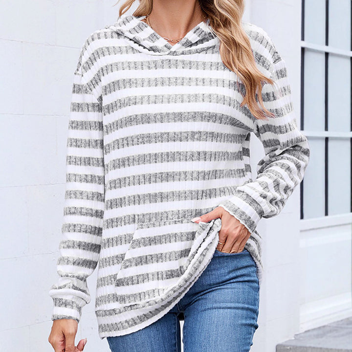 Women's hooded top with a casual striped pattern and a practical kangaroo pocket Lune London