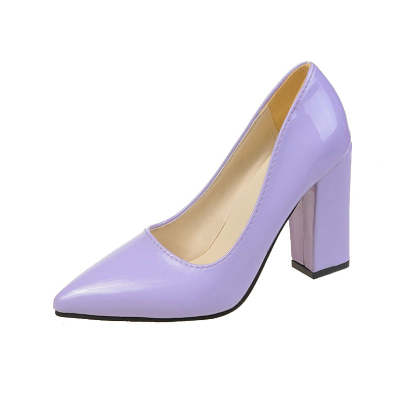 Lace heeled pumps for women with a comfortable block heel and a shiny finish Lune London