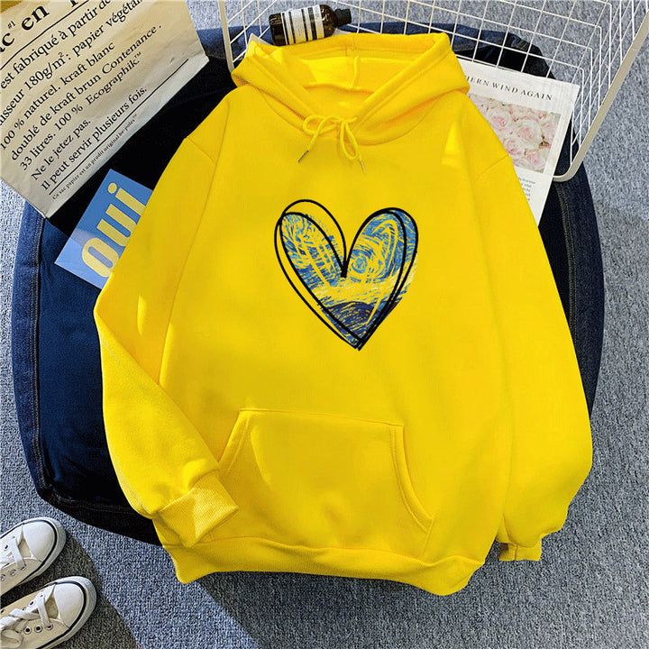 Women’s hoodie with artistic heart design Chic & Stil