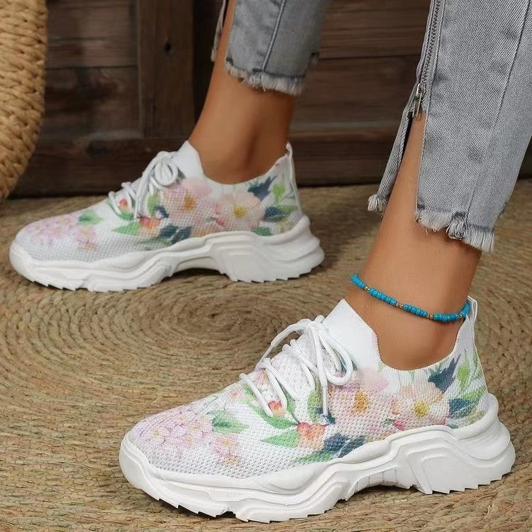 Trendy women's sneakers with floral design and cushioned sole Lune London