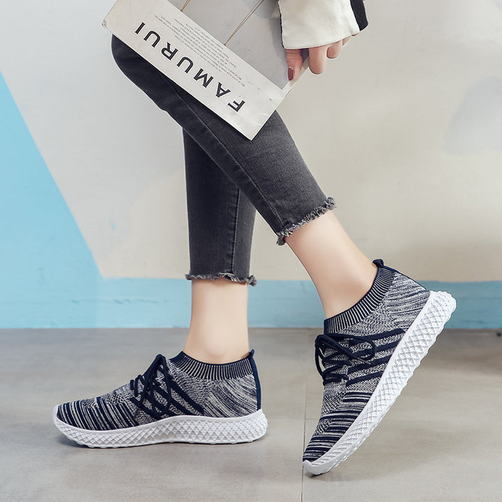 Women's breathable slip-on sneakers with elastic upper Lune London