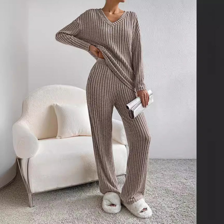Lune London Women's Casual Knit Lounge Set