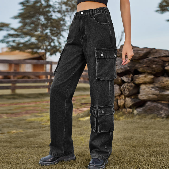 High-waisted cargo pants for women with practical pockets Lune London