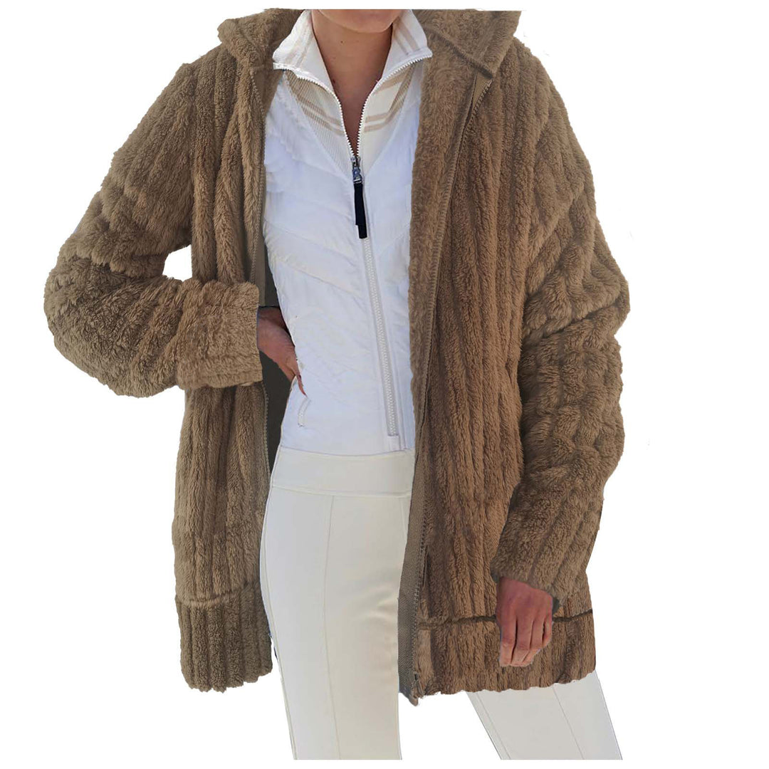 Ladies Cozy Fleece Jacket with High Collar and Chic Voluminous Cut