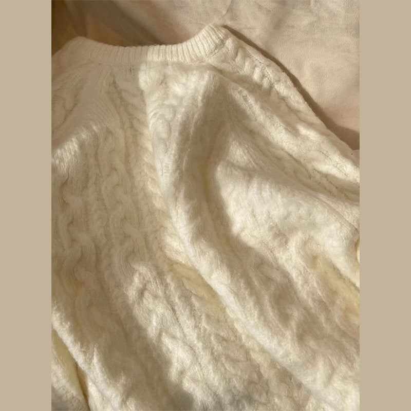 Pull en maille épaisse pour femme avec col en V et motif en câble Chic & Stil