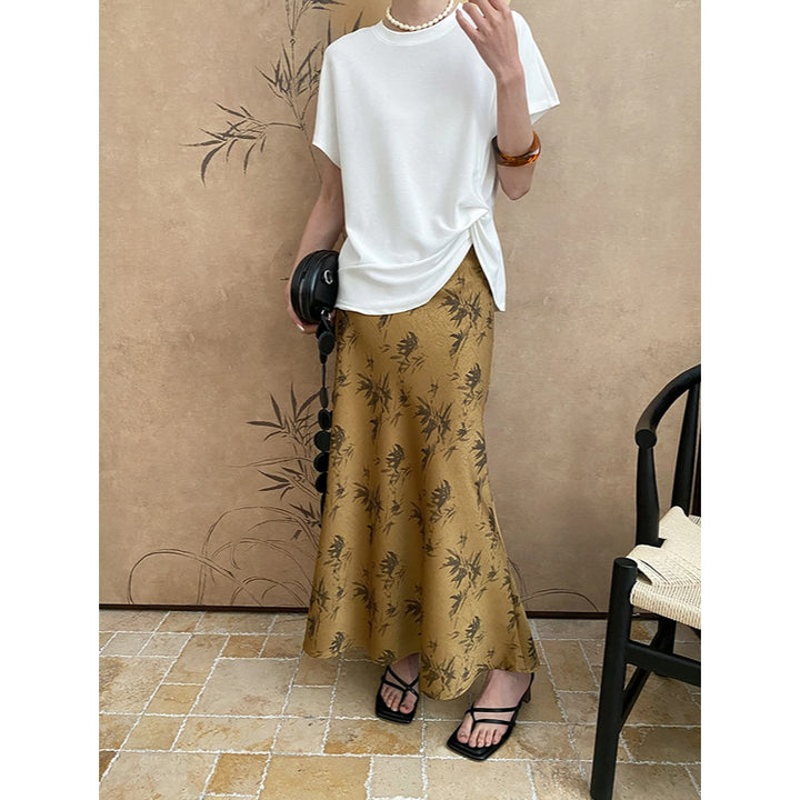Women's Elegant and Flowing Midi Dress with Floral Design Chic & Stil