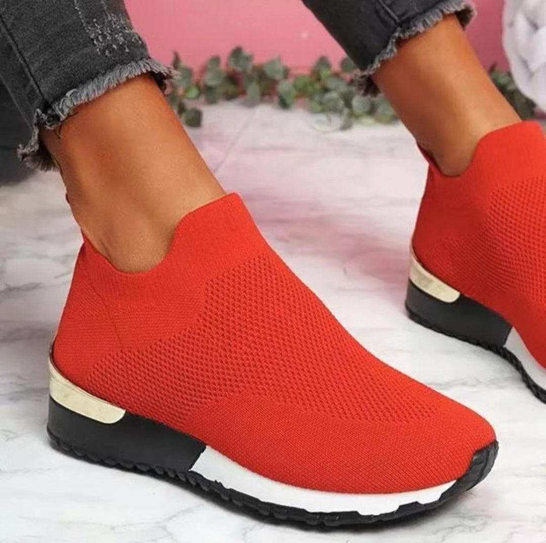 Ladies Breatheable Slip-On Sneakers with flexible knit upper Lune London