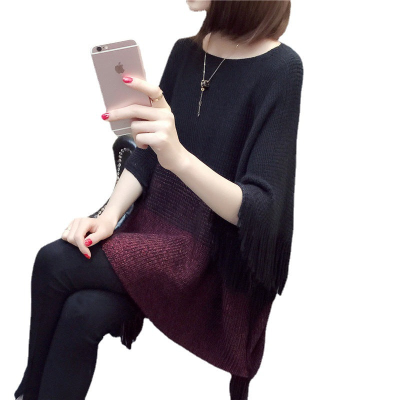 Ladies knitted poncho with fringes and trendy color gradient Lune London