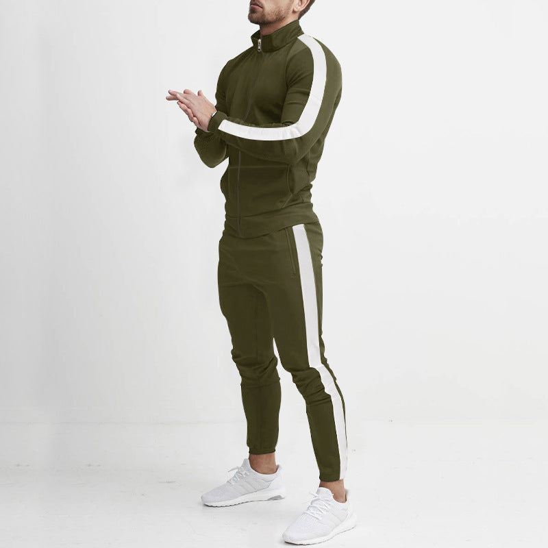 Men's sports suit with practical zip pockets and breathable material Lune London