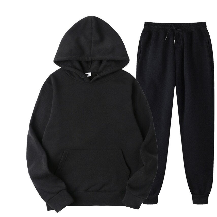 Lune London comfortable sweatshirt and jogger pants set for women