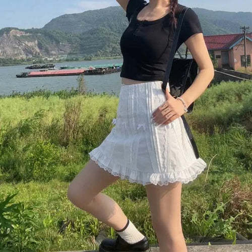 Woman Playful mini skirt with ruffle details and elastic waist Lune London