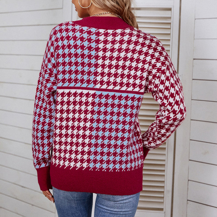 Women cozy knit sweater with a trendy checked pattern and a loose fit Lune London