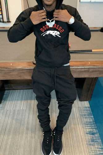 Men's sporty hoodie and jogging set with functional pockets Lune London