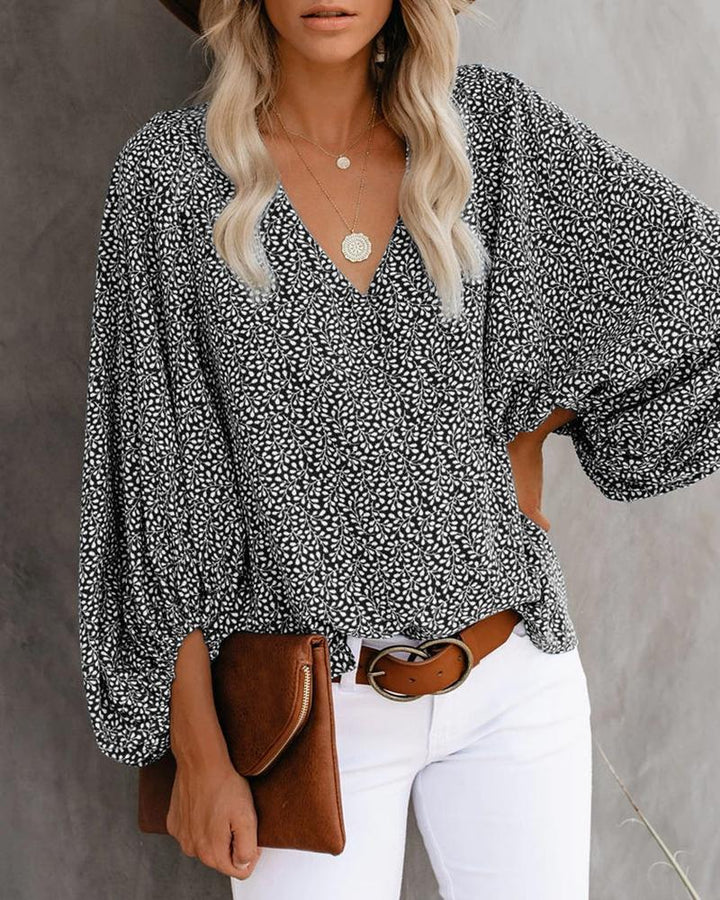 Blouse woman with wide sleeves and a floral pattern Lune London