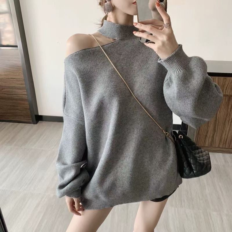 Fashion oversized sweater for women with a scoop neckline and turtleneck Lune London