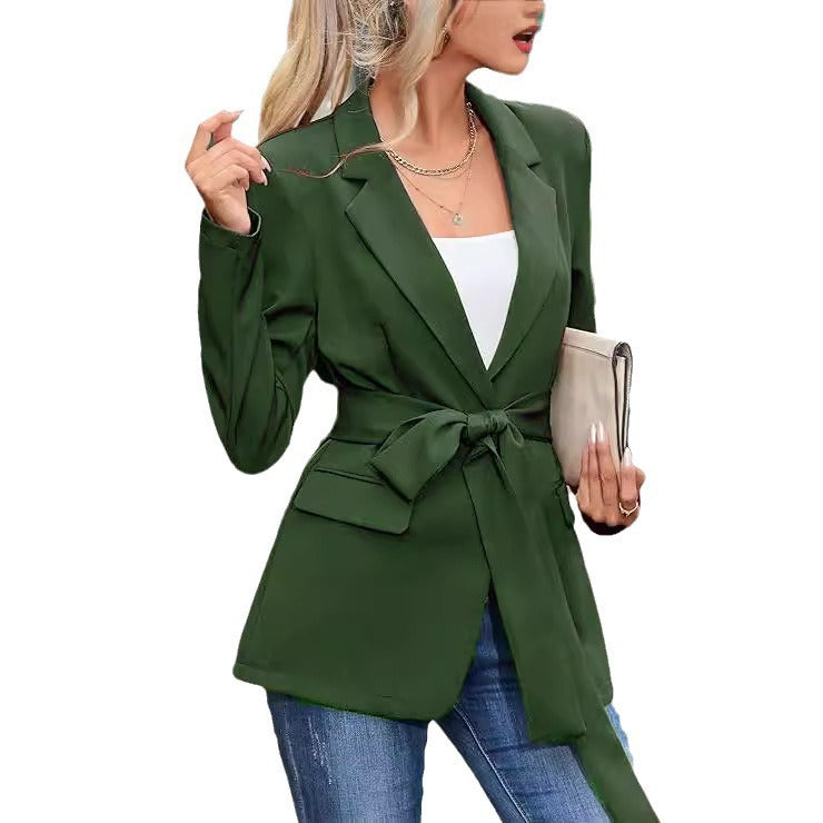 Fitted jacket for women with a tie belt and practical pockets Lune London