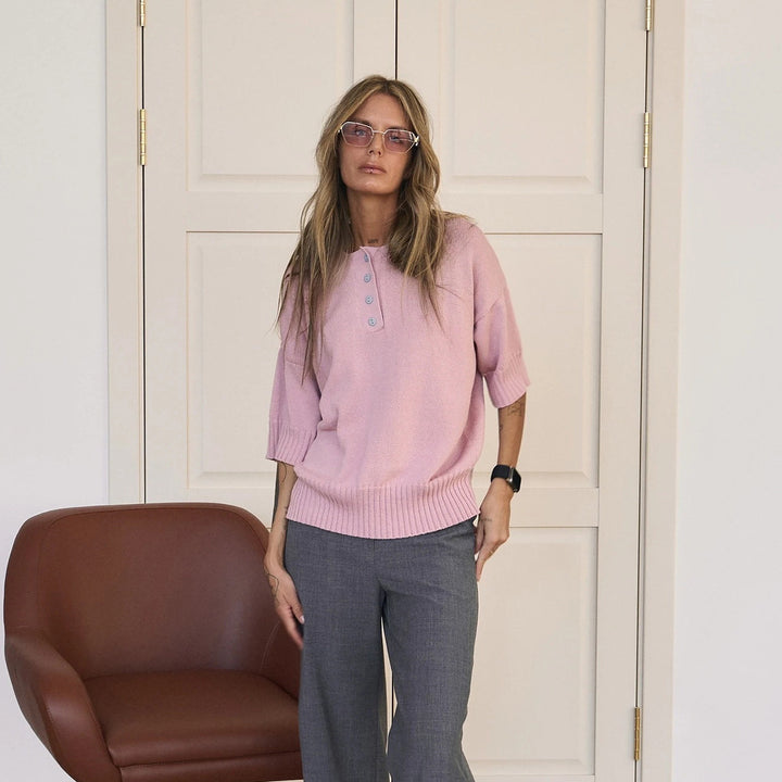 Ladies Short Sleeve Sweater Chic and Comfortable Stylish