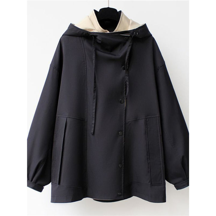 Multifunctional outdoor jacket for women with large pockets and practical zippers Lune London