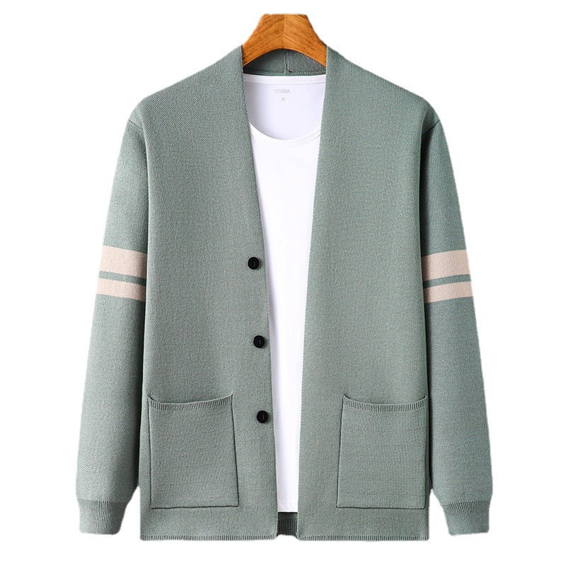 Fashionable knitted men's jacket with elegant buttons and practical pockets Lune London
