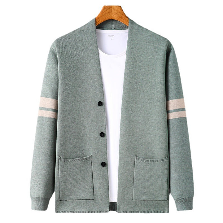 Fashionable knitted men's jacket with elegant buttons and practical pockets Lune London