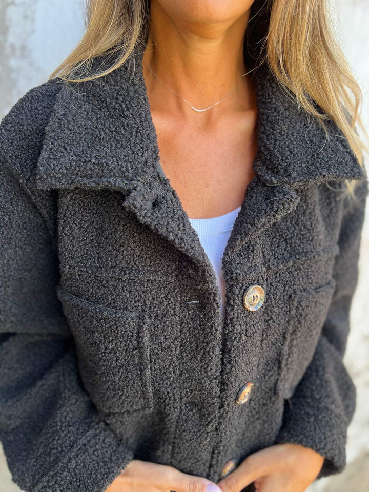Ladies cozy and stylish fleece jacket with pockets Lune London