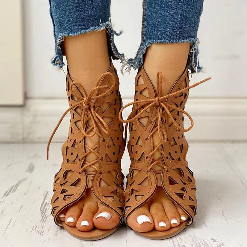 Faux leather sandals for women with cut-out design and laces Lune London
