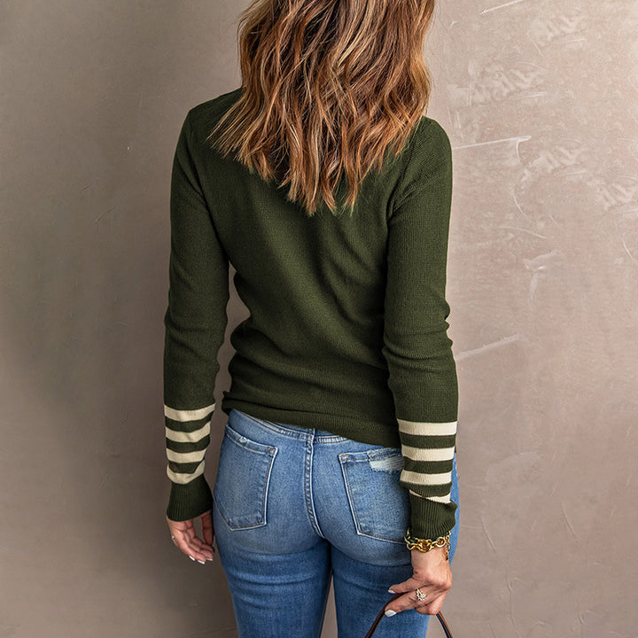 Pull en tricot pour femmes avec des poignets de manches contrastants Chic & Stil