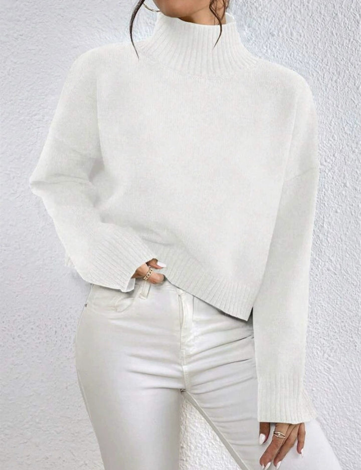 Casual turtleneck sweater for women with wide cuff Lune London