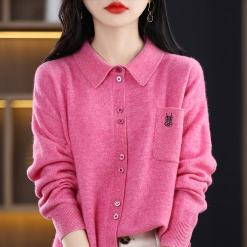 Blouse en tricot pour femmes avec une coupe claire et des détails de boutons élégants Chic & Stil