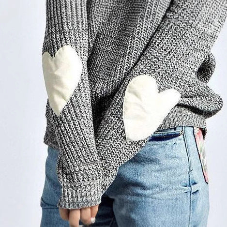 Knit sweater for women with heart-shaped appliqués and relaxed fit Lune Londonl