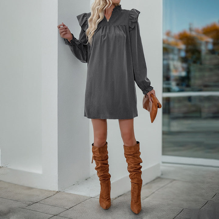 Elegant shirt dress for women with flared sleeves and a V neckline Lune London