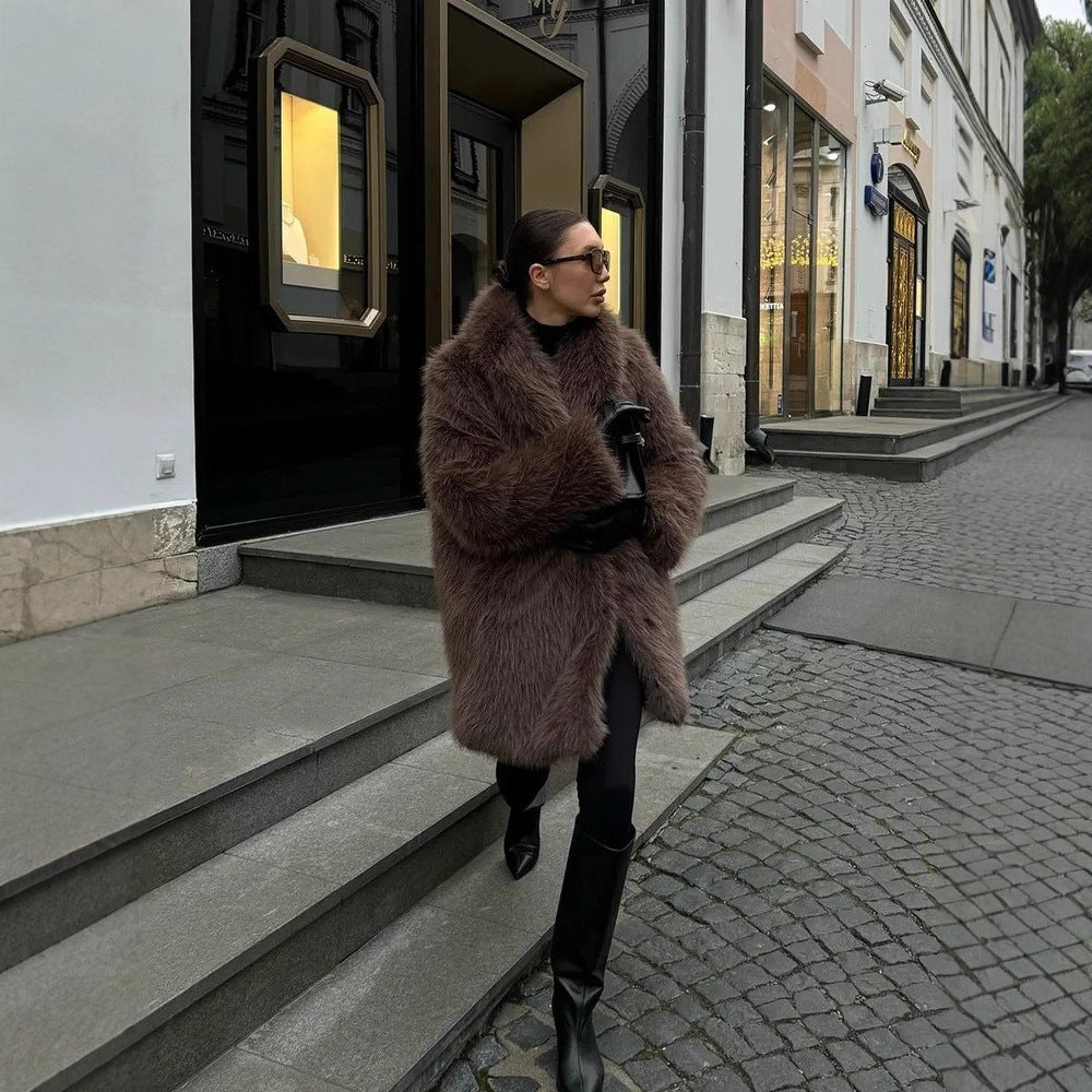 Ladies chic and stylish fur coat