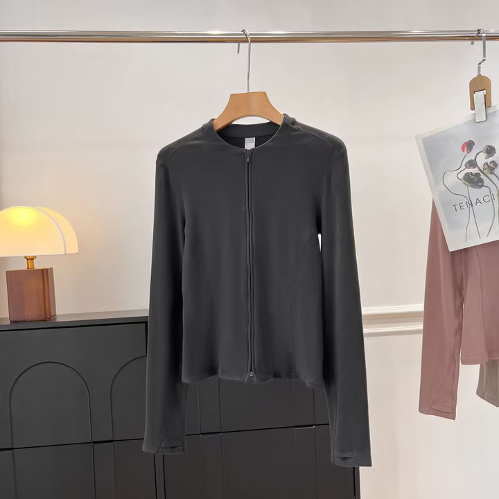 Veste de transition sportive pour femmes avec fermeture éclair innovante Chic & Stil