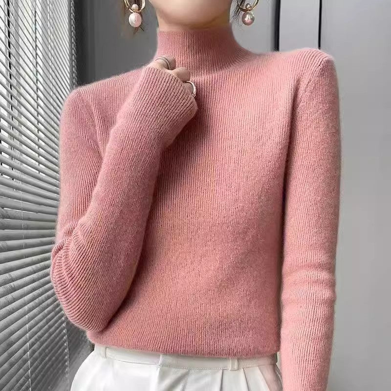 Elegant turtleneck sweater for women in fine wool Lune London