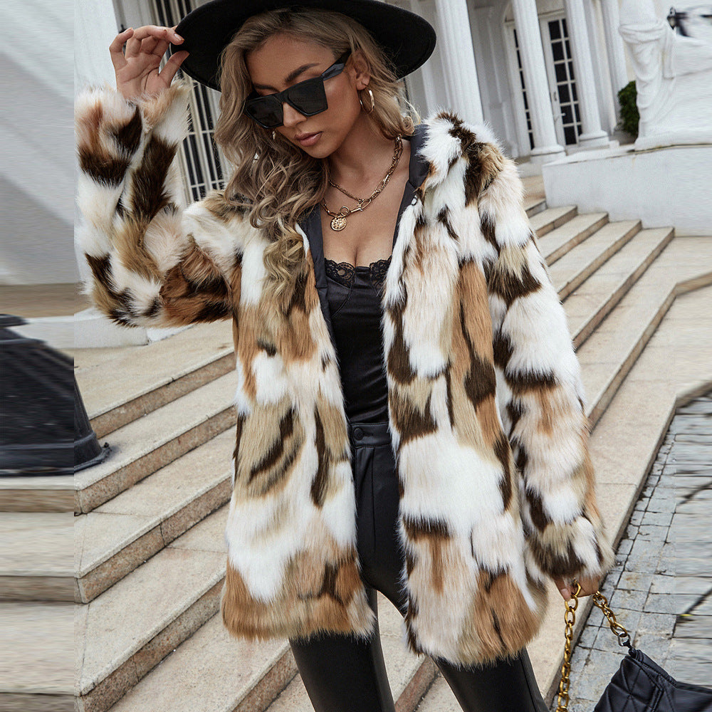 Ladies Short Coat with Animal Print Lune London
