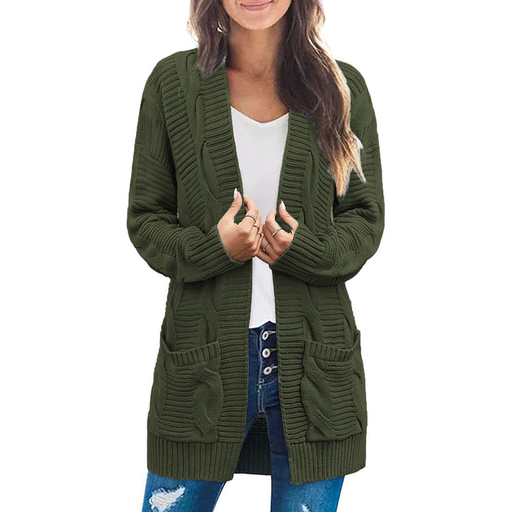 Ladies thick knit cardigan with large pockets and structured pattern Lune Londonl