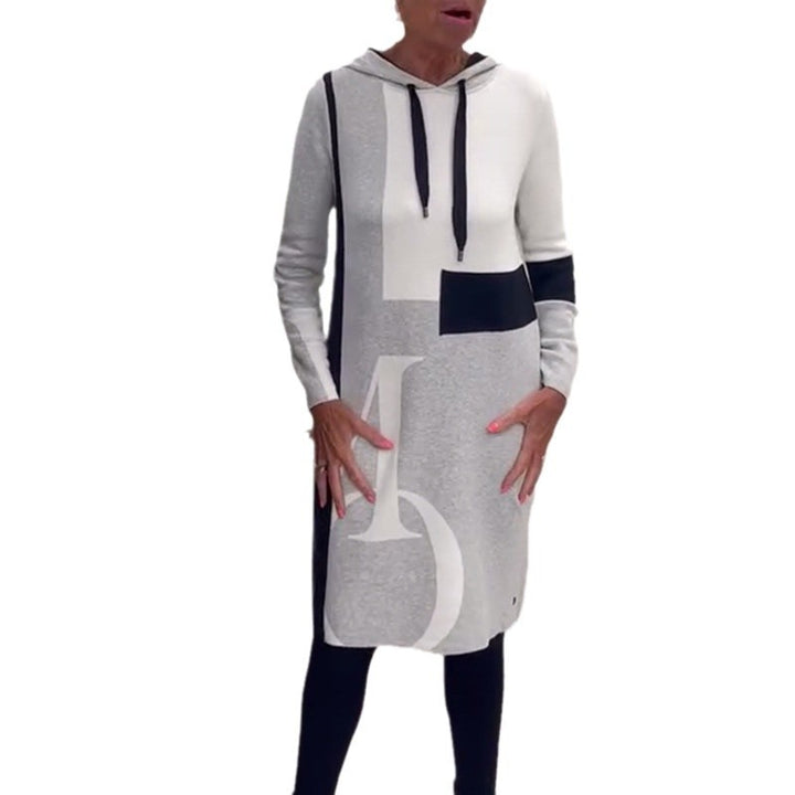 Robe sweat à capuche femme avec motif graphique et poches latérales Chic & Stil