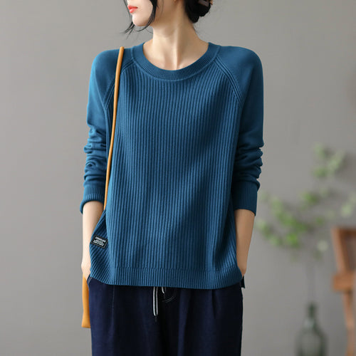 Casual ribbed knit pullover for women with side pockets Lune London