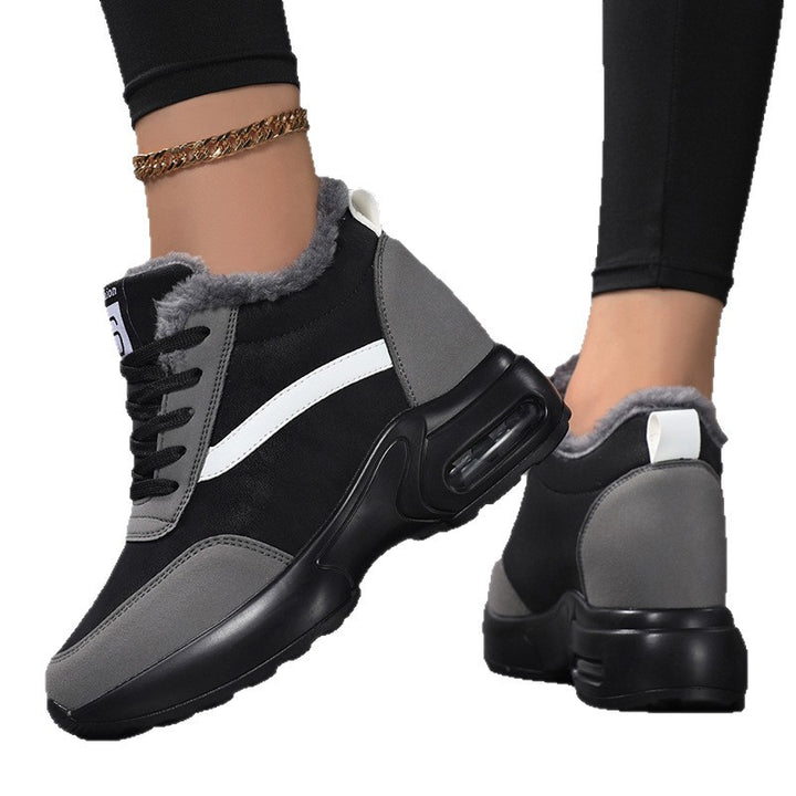 Winter boots for women with soft inner lining Lune London