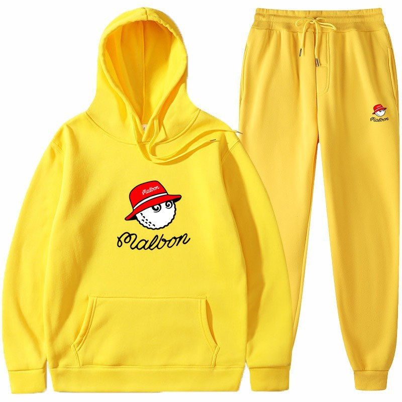 Women's leisure hoodie suit with playful graphic design and practical pockets Chic & Stil