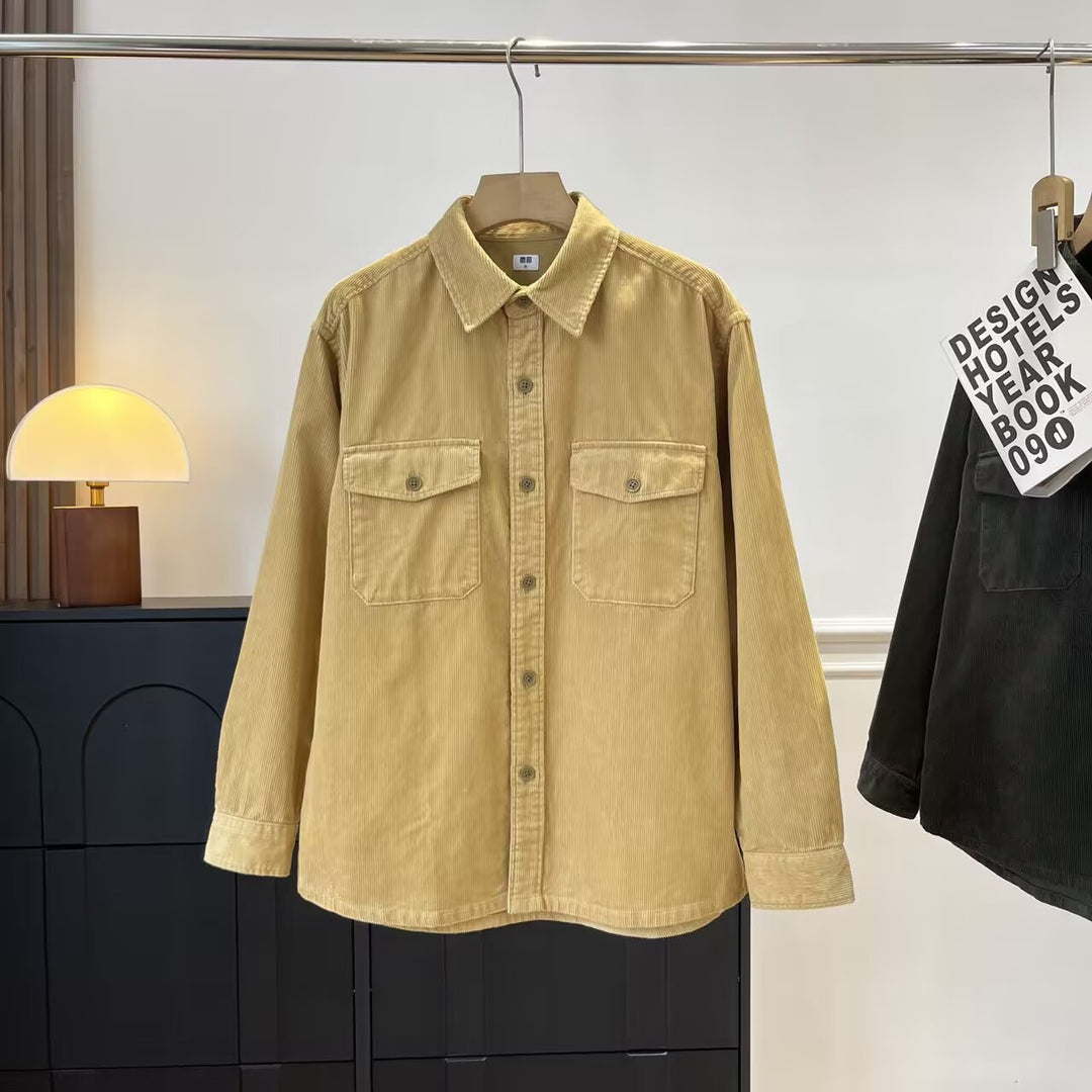 Veste en chemise en corduroy décontractée pour femmes avec poches poitrine pratiques Chic & Stil